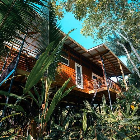 Eclypse De Mar Acqua Lodge Бастіментос Екстер'єр фото